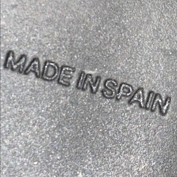 Stuart Weitzman Snakeprint Leather Loafers - Picture 13 of 15